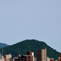 2025.06.14(土)AM07:05の藻岩山・平和祈念塔・手稲山・三角山・円山