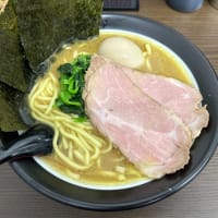 【西新井大師】 豚骨醤油ラーメン 心「特製太麺ラーメン(1050円)＋チャーシューご飯(350円)」