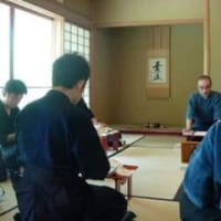 麻生氏はあの時「さもしい」と賢察した。いまは騒がしく、かつ卑しくなっている　　10  6/19 再