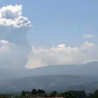 新燃岳、7年ぶり噴火