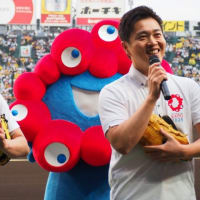 斎藤元彦兵庫県知事が阪神・オリックス優勝パレード背任事件に続いて折田楓社長のメルチュ社への公職選挙法違反の買収事件でまた書類送検。まだ「適法の認識に変わりない」と言っている斎藤知事の存在がもう反社だ。