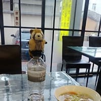 金城バスターミナル裏のエビ炒飯＆魚ニソスープ（１３０元）…