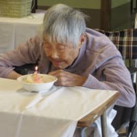5月　誕生会　in白梅荘