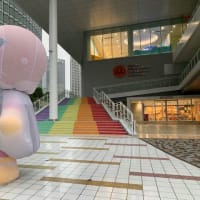 全身白タイツのアンパンマンはこちらです