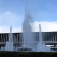 梅雨の谷間？広島城のお堀端をテクテク散歩！広島の街は３０度！夏日のため少し汗ばんできました・・・もう少し歩いて帰ります！