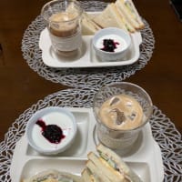 アイスカプチーノでサンドイッチ