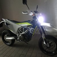 フェンダーレスキットEVOTECH ハスクバーナ701スーパーモト
