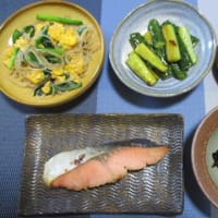 久し振りにカレー食べてきました。