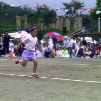 幼稚園での運動会にて　2000年12月