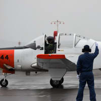 海上自衛隊小月航空基地で職場体験ツアー開催