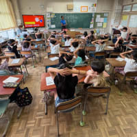 今日の学校の様子