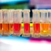 COVID-19の新たな変異株が出現　専門家が症状緩和の方法を解説