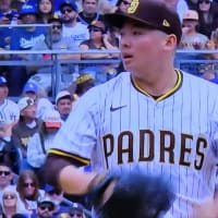速報・大谷、8試合連続ヒットの5本目の三塁打‼️ドジャース5ー2でパドレスを下し2勝1敗勝ち越し