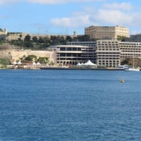 マルタ旅行記⑫　～海上から見た首都圏とホテルの様子～