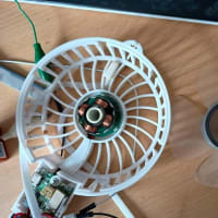 ダイソーのハンディファンを修理しました