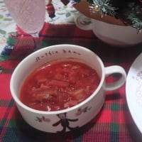 ビーツで赤いスープ