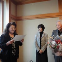 ７人で中学校の同窓会