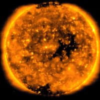 弱る太陽　活動２００年ぶりの低水準