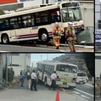 東京で京王バスが歩道に突っ込み、電柱を破壊