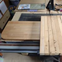 カウンターテーブル　脚の製作、最終回・・・・・。('◇')ゞ
