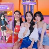 Debuted following GFriend style (VIVIZ)