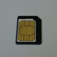 【評価・レビュー】auの「Nano IC Card」を変換アダプタを使って「Micro IC Card」してみた-「au sim」