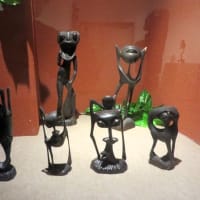 マコンデ美術館・タンザニア（アフリカ）の木彫