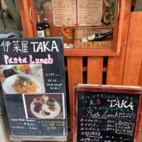 『伊菜屋 TAKA』