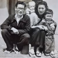 昭和の4人家族が1人に