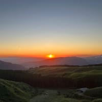 今日のご質問にお答えしてと、昨日の夕方の阿蘇の風景とか