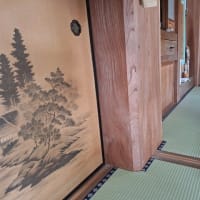 大黒柱と小黒柱（恵比寿柱）