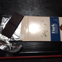 老けないじいちゃん達は　食べてばかりじゃだめですよ