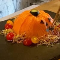 『ハロウィンちらし寿司』超簡単‼️サーモンでジャックオランタンの作り方　How to make pumpkin sushi cake