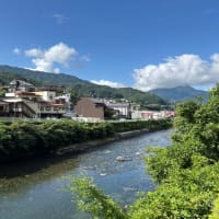 崖家づくり