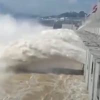 進退窮まった三峡ダム・洪水を貯めれば上流が溢れ、放流すれば下流が浸水