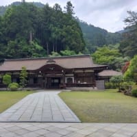 キューリのネット張り　身延山へ