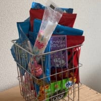 どっちが効果ある？悩む〜！・壁飾り出来ました
