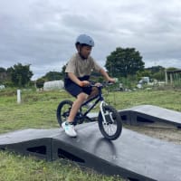 農園にBMXがやってきた
