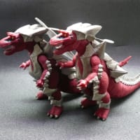 シルドロン＆クローンシルドロン - 怪しい隣人 ～ウルトラ怪獣