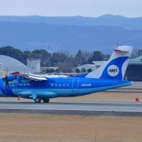 空飛ぶイルカ　天草エアライン　JA01AM (AMX)　ATR ATR 42　熊本空港