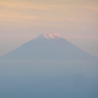 黄昏。富士山..．．16:50分の山姿です.。十一月四日 