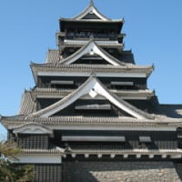熊本城へバスハイクで立ち寄る
