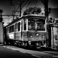 夏の日の路面電車 【 HDR写真 】