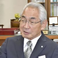 北海道 寿都町の片岡春雄町長：核のゴミ第２段階「概要調査」へ進むかどうかの判断として、住民投票を行う意向