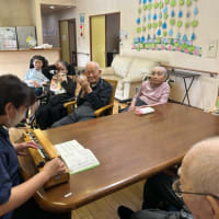 大正琴の演奏🎶