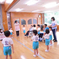 笑顔溢れるひと時、保育園児との心温まる交流会