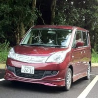 本日の代車　スズキ　ソリオ