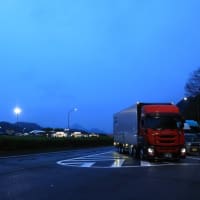 雨の高速道路２