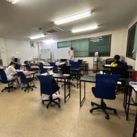 連休の最終日も塾は塾やな