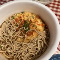 つまは今日は美容院へ、私はやっと朝寝て